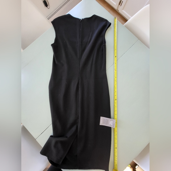 NWT - Le Chateau Fitted Black Dress - Size Medium - Picture 4 of 8